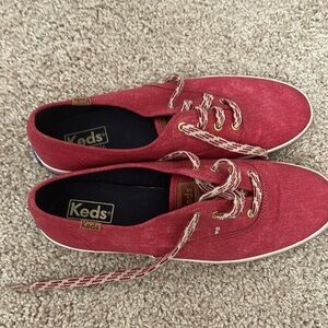 Keds Red lace up shoes